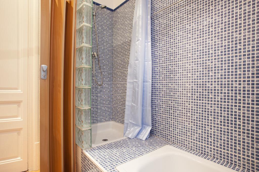 Modernist Apartment Barcelona Bilik gambar